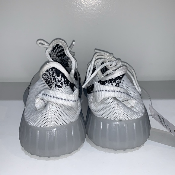 WHITE/BLACK SNEAKERS - Picture 6 of 7